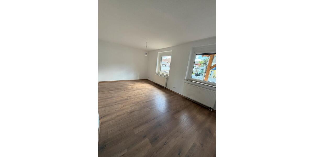 Einfamilienhaus Elsterwerda - 4 Zimmer, 90 m&sup2;, 1.100&euro; | Angebot:26675340