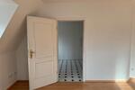 Dachgeschoßwohnung Zwickau Zwickau-Nord - 3 Zimmer, 80 m&sup2;, 400&euro; | Angebot:25991276