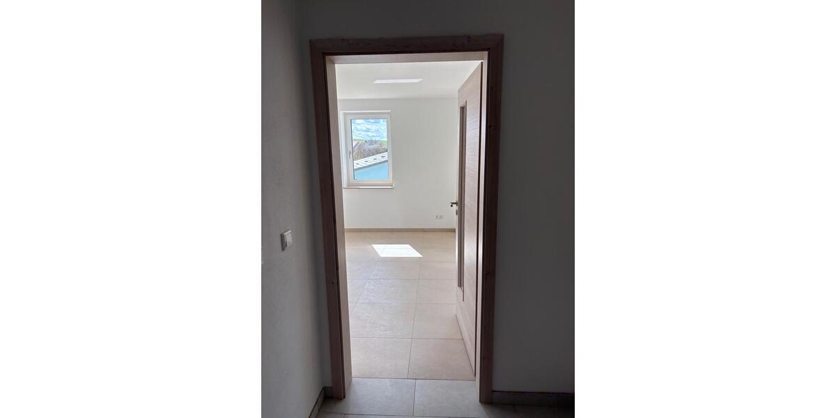 Erdgeschoßwohnung Pulsnitz - 3 Zimmer, 73 m&sup2;, 766&euro; | Angebot:26051539