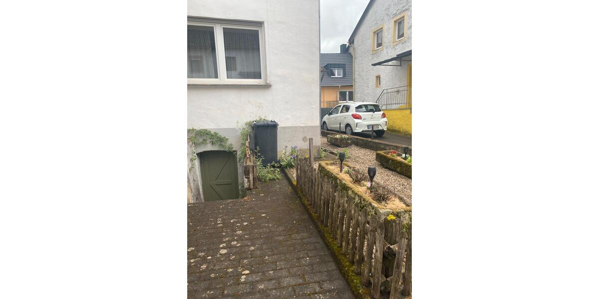 Doppelhaushälfte Birresborn - 4 Zimmer, 110 m&sup2;, 139.000&euro; | Angebot:26537893