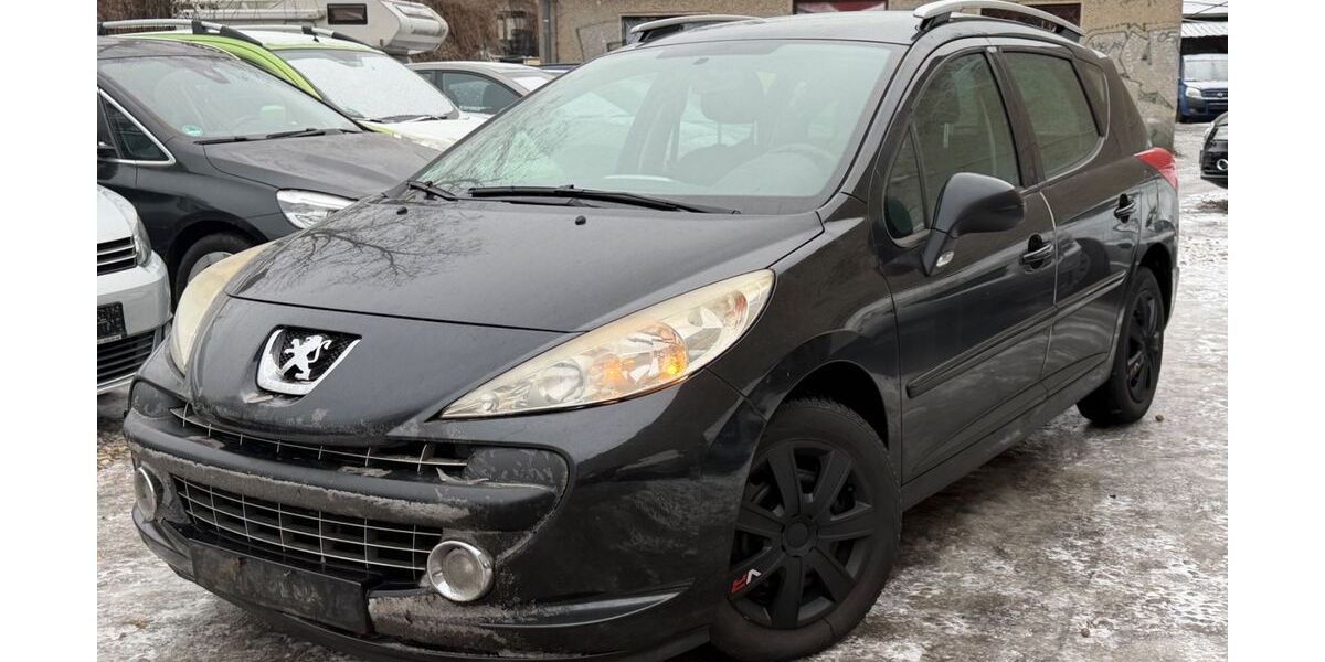 Peugeot 207 185.000 km 1.750 &euro; Berlin 10245
