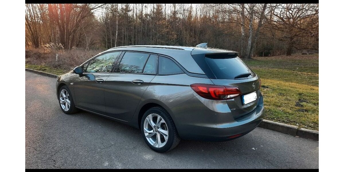 Opel Astra 106.000 km 10.600 &euro; Borna 04552
