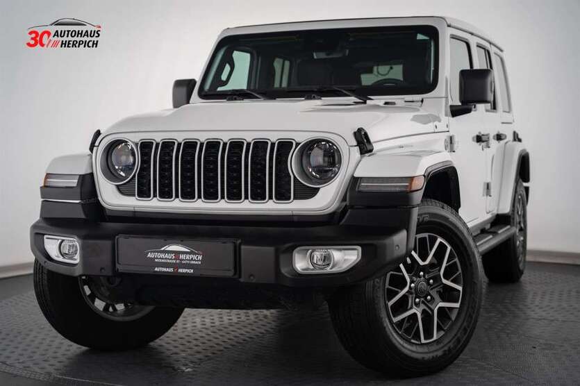 Jeep Wrangler 13.329 km 56.840 € Erbach 64711