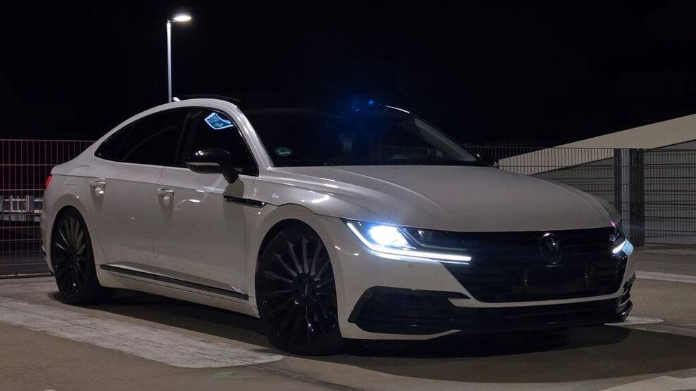 VW Arteon 131.715 km 22.490 € Neuburg an der Donau 86633