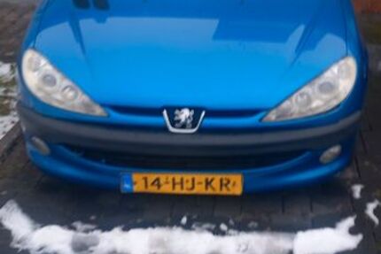 Peugeot 206 212.000 km 600 &euro; Düren 52355