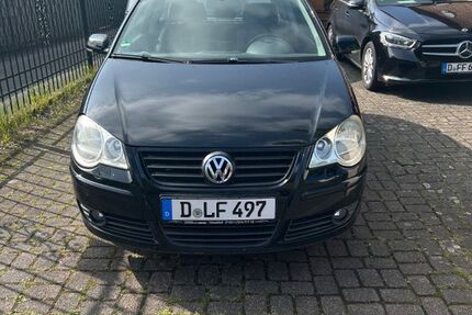 VW Polo 199.000 km 1.990 &euro; Düsseldorf 40229