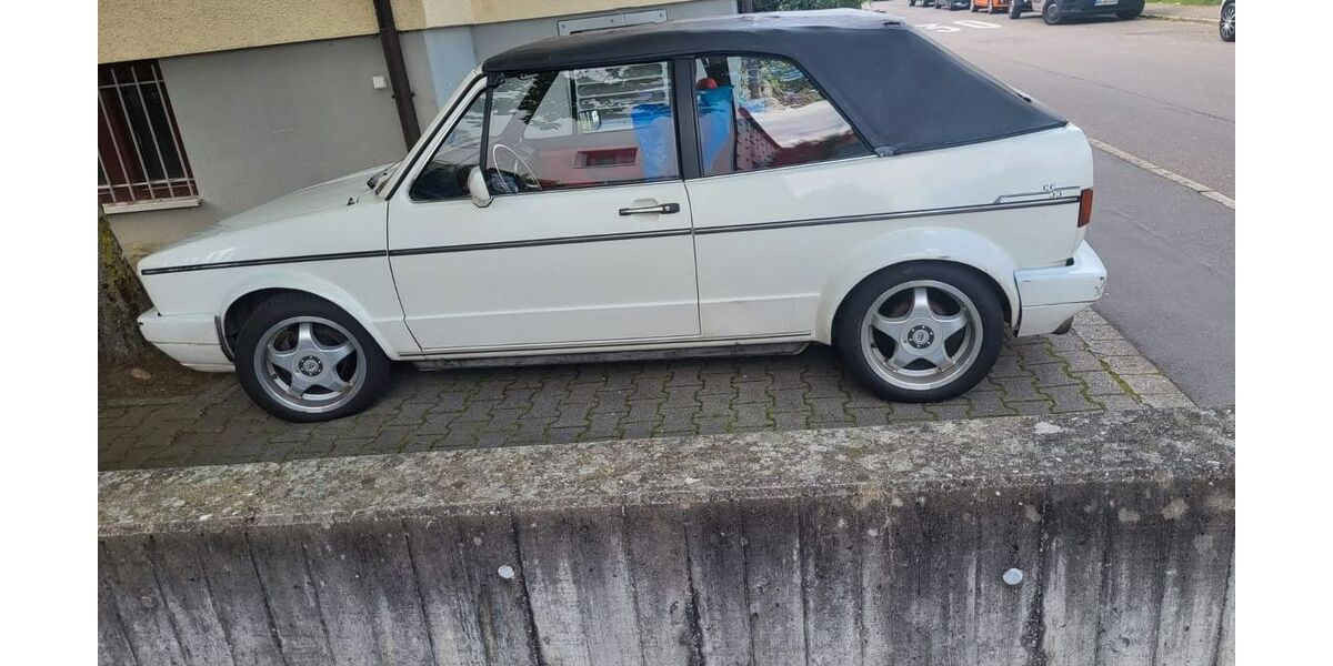 VW Golf 126.000 km 4.400 € Fellbach 70736