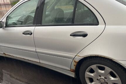 Mercedes-Benz C 200 332.815 km 1.000 &euro; Tuningen 78609
