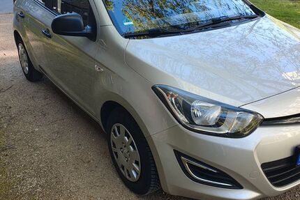 Hyundai i20 106.000 km 3.590 € Nürnberg 90491