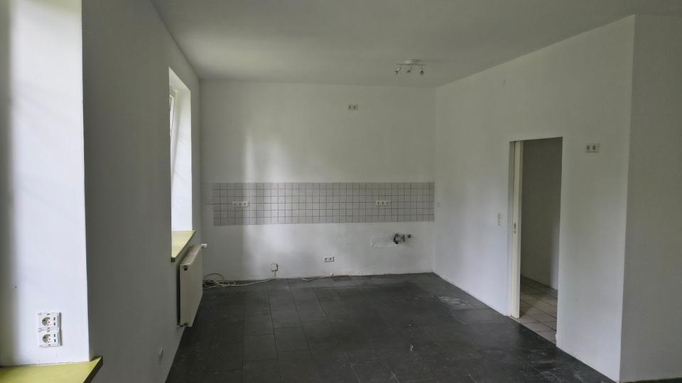 Etagenwohnung Hildesheim Himmelsthür - 6.5 Zimmer, 224 m&sup2;, 269.000&euro; | Angebot:26987181