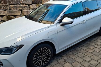 VW Passat 29.000 km 44.890 &euro; Tuttlingen 78532