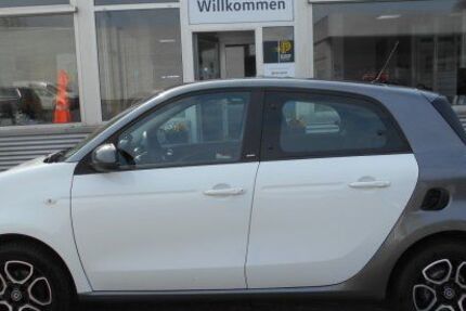 Smart ForFour 64.789 km 13.475 &euro; Geesthacht 21502