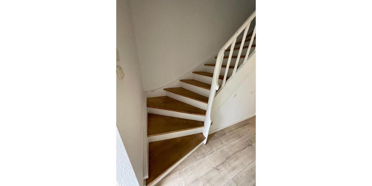 Reihenhaus Hannover Bothfeld-Vahrenheide - 6 Zimmer, 100 m&sup2;, 449.000&euro; | Angebot:27299110