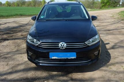 VW Golf Sportsvan 108.000 km 10.500 &euro; Luckau 29487