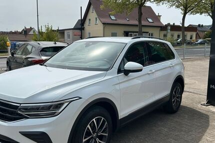 VW Tiguan 31.744 km 23.999 &euro; Höxter - Albaxen 37671
