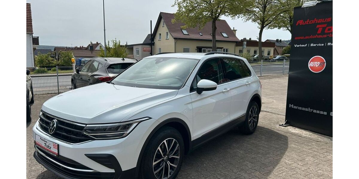 VW Tiguan 31.744 km 23.999 &euro; Höxter - Albaxen 37671