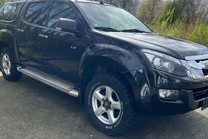 Isuzu D-Max 160.000 km 12.950 &euro; Aachen 52070