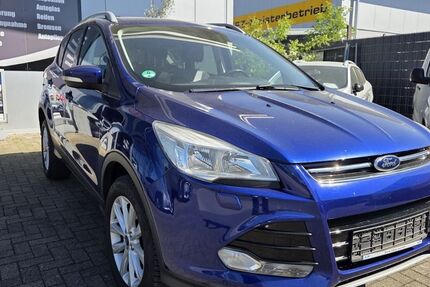 Ford Kuga 258.191 km 5.800 &euro; Sankt Augustin 53757