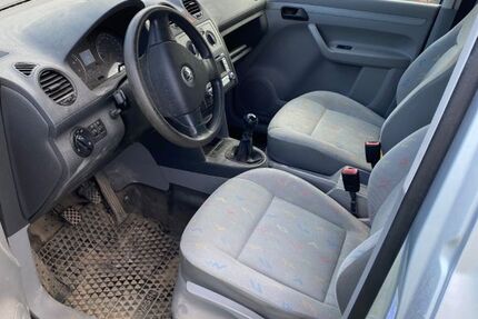 VW Caddy 105.000 km 1.099 &euro; Tespe 21395