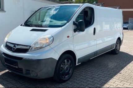 Opel Vivaro 170.000 km 6.000 &euro; Obernau 57638