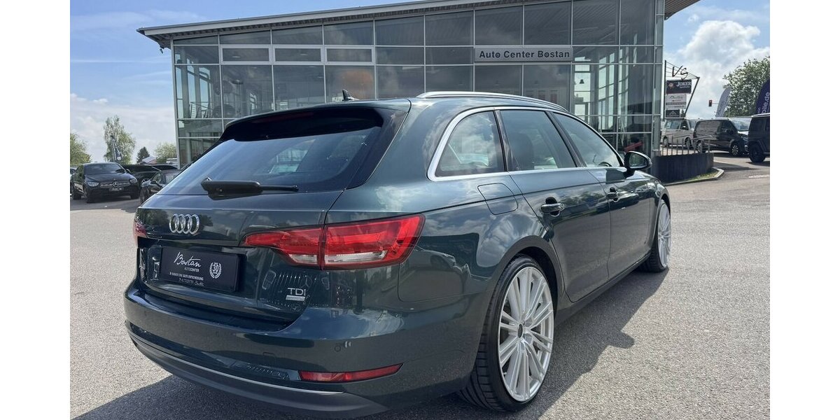 Audi A4 2.0 TDI AVANT SPORT ULTRA S-LINE/AHK/DSP/NAVI 107.607 km 16.800 &euro; Villingen-Schwenningen 78054