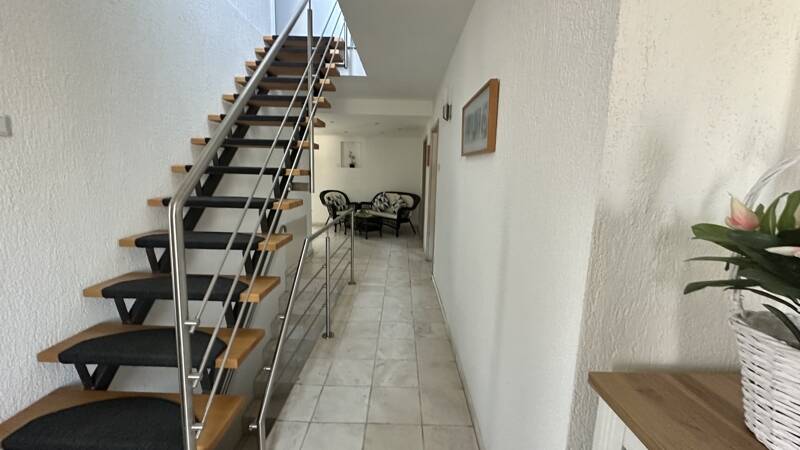 Kernsaniertes Traumhaus mit Sauna, Swimmingpool und hochwertiger Ausstattung! 5 zimmer