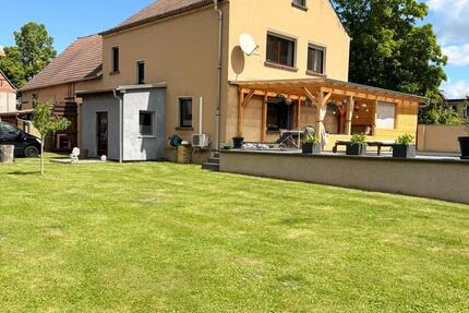 Provisionsfrei! Zwei Einfamilienhäuser, Sauna, Kamin und Pool