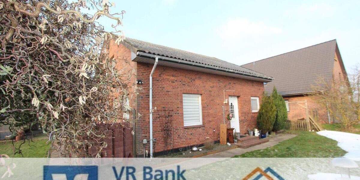 Handwerkerhaus -Wohnen in Naturlage in unmittelbarer Nähe zum Nordseedeich - Wohnhaus mit Carport 5 zimmer