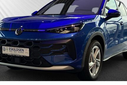 VW T-Roc 2.500 km 38.450 &euro; Itzehoe 25524