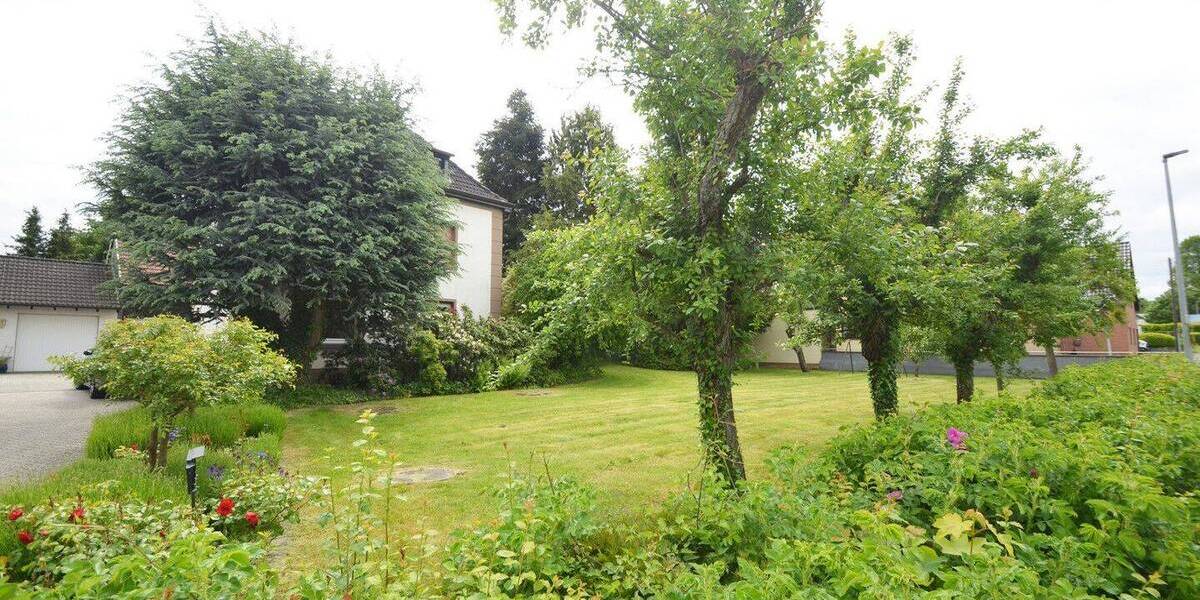 Einfamilienhaus Bornheim Walberberg - 5 Zimmer, 120 m&sup2;, 1.200&euro; | Angebot:26853379