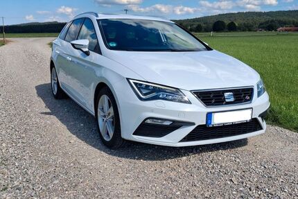 Seat Leon 145.500 km 10.700 &euro; Holzkirchen 83607