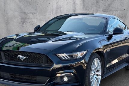 Ford Mustang 24.300 km 42.890 &euro; Nürtingen bei Stuttgart 72622