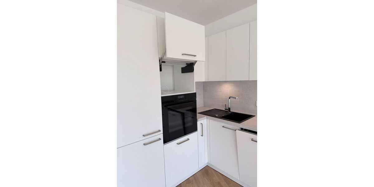 Große, helle 2-Zimmer-Wohnung mit Loggia und Einbauküche - Appartement Darmstadt Darmstadt-Mitte | Angebot:27432943