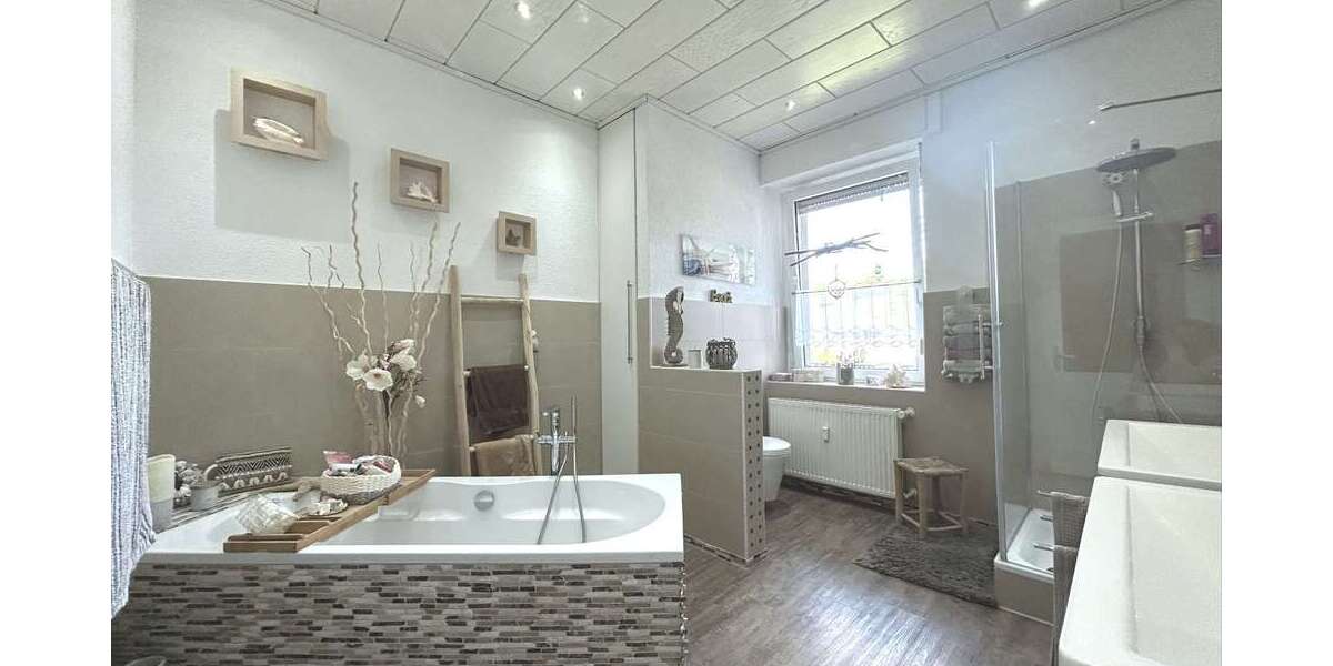 Etagenwohnung Velbert Langenberg - 4 Zimmer, 105 m&sup2;, 249.000&euro; | Angebot:26695827