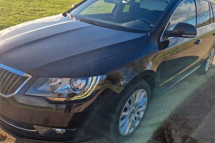 Skoda Superb 208.550 km 8.799 &euro; Schlierbach 73278