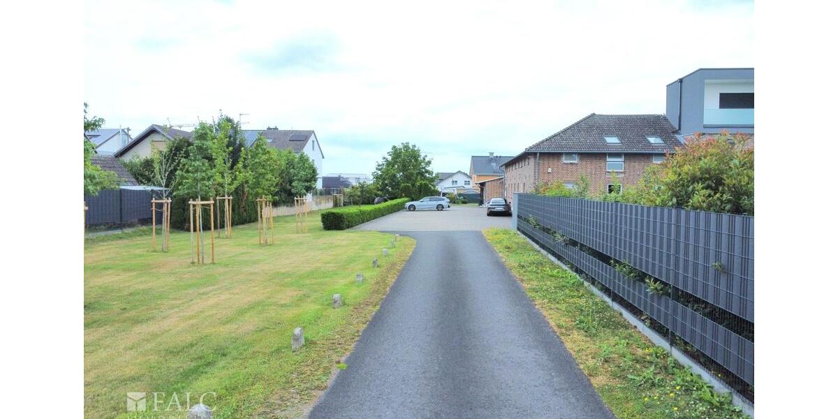 Moderne Büroeinheit in historischer Backsteinarchitektur zimmer