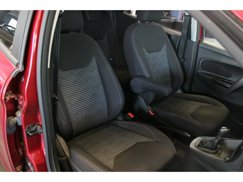 Ford Ka+ 1.2 S&S Active - Klima - SHZ - 66.196 km 9.480 € Euskirchen 53881