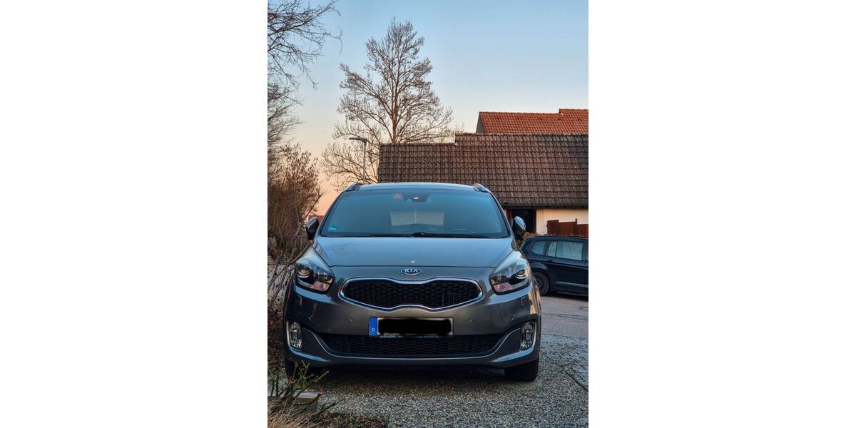 Kia Carens 148.000 km 9.000 &euro; Gailingen 78262