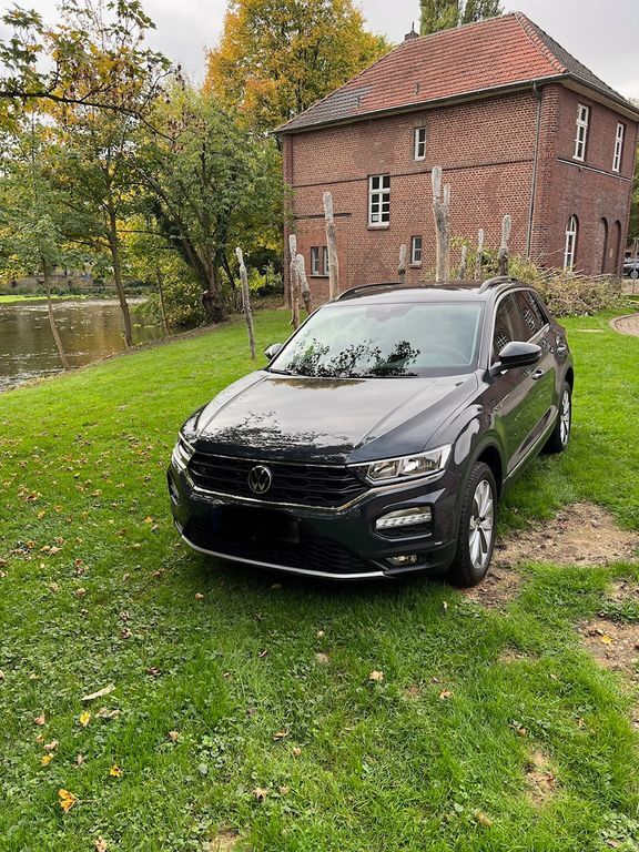 VW T-Roc 23.150 km 23.950 € Grevenbroich 41515