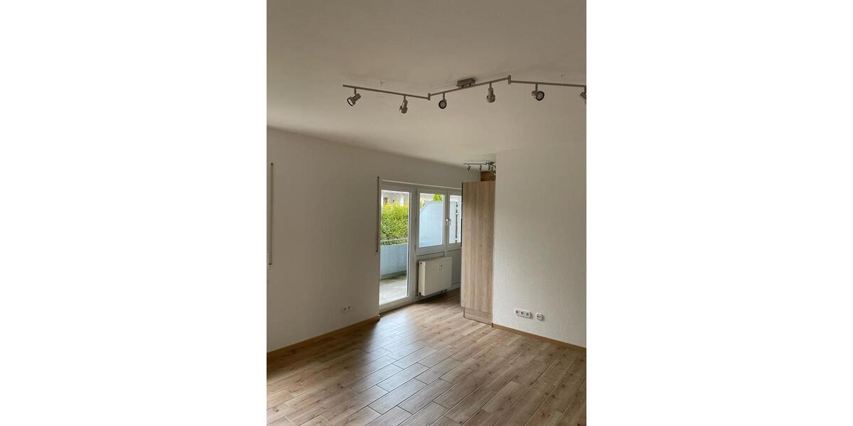 Erdgeschoßwohnung Trossingen - 1 Zimmer, 33 m&sup2;, 450&euro; | Angebot:25403264