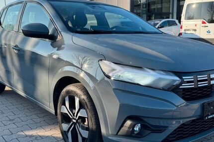 Dacia Sandero 10.300 km 18.490 &euro; Wiesmoor 26639