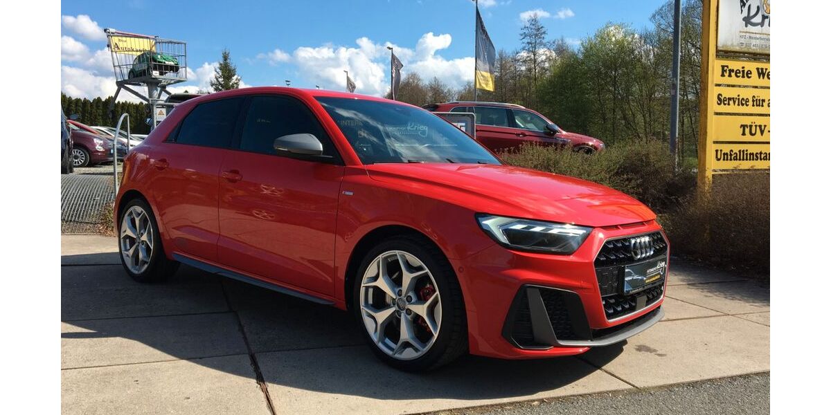 Audi A1 49.320 km 21.990 &euro; Neuensalz - Mechelgrün 08541