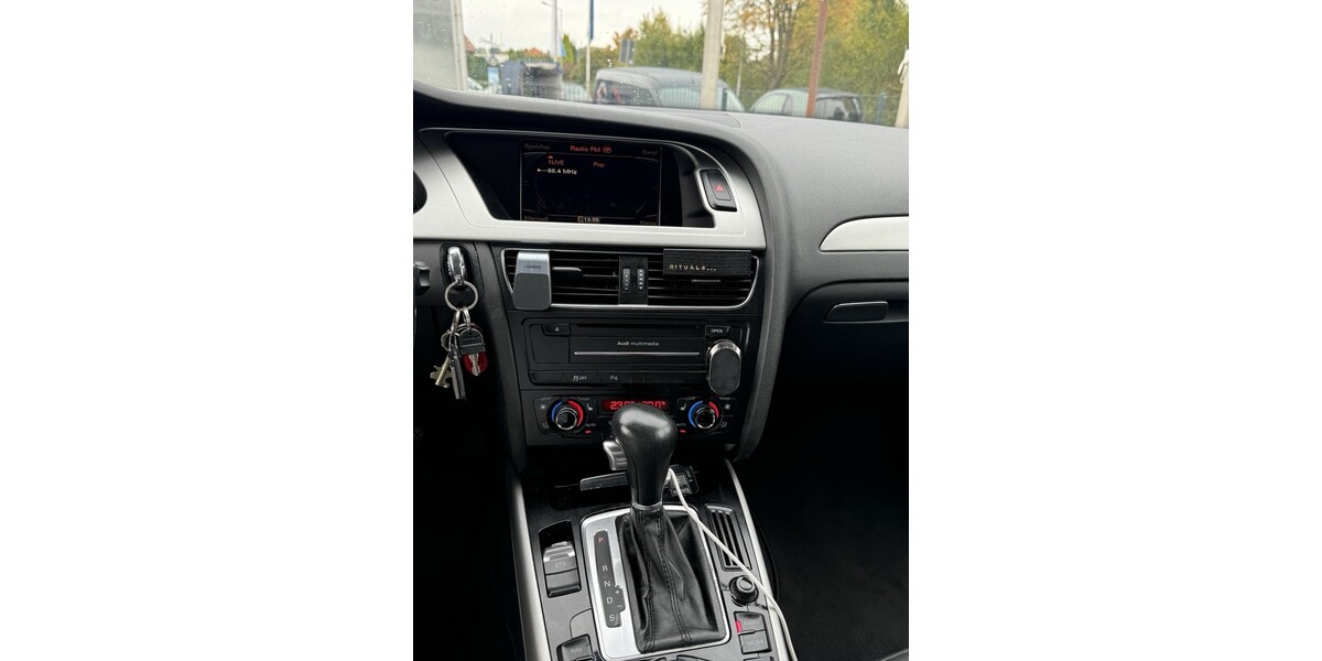 Audi A4 (B8) 227.390 km 9.000 € Hamm 59065