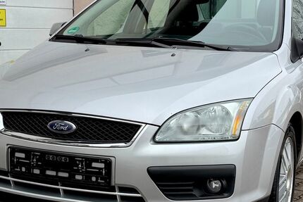 Ford Focus 224.000 km 1.900 &euro; Garching an der Alz 84518