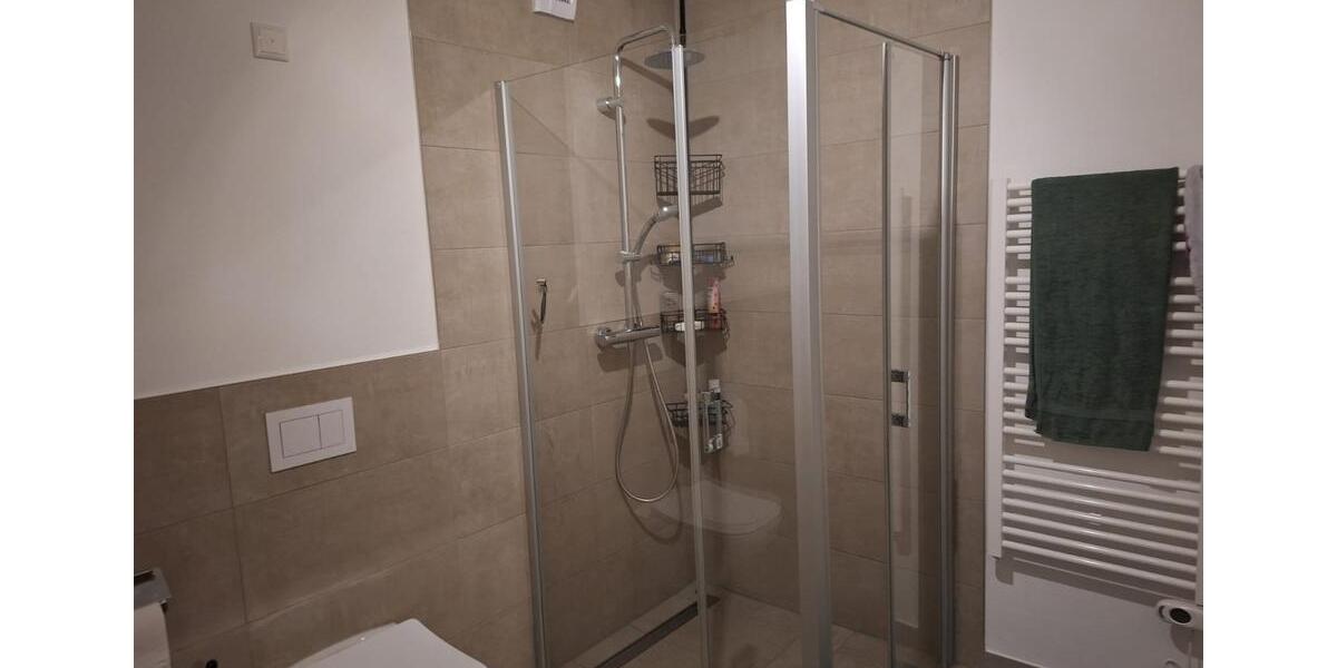 Etagenwohnung Hengersberg - 2.5 Zimmer, 80 m&sup2;, 730&euro; | Angebot:25516226