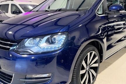 VW Sharan 143.234 km 24.000 &euro; Paderborn 33102