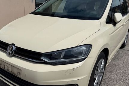 VW Touran 269.950 km 6.900 &euro; Hamburg 22047