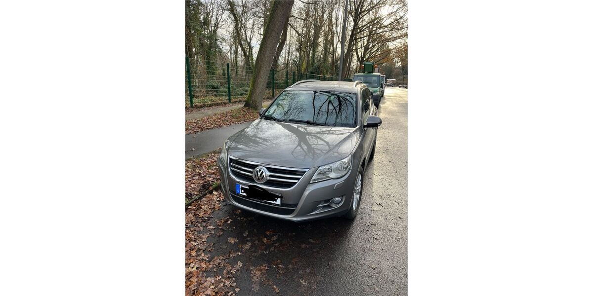 VW Tiguan 82.500 km 7.900 € Berlin 14109