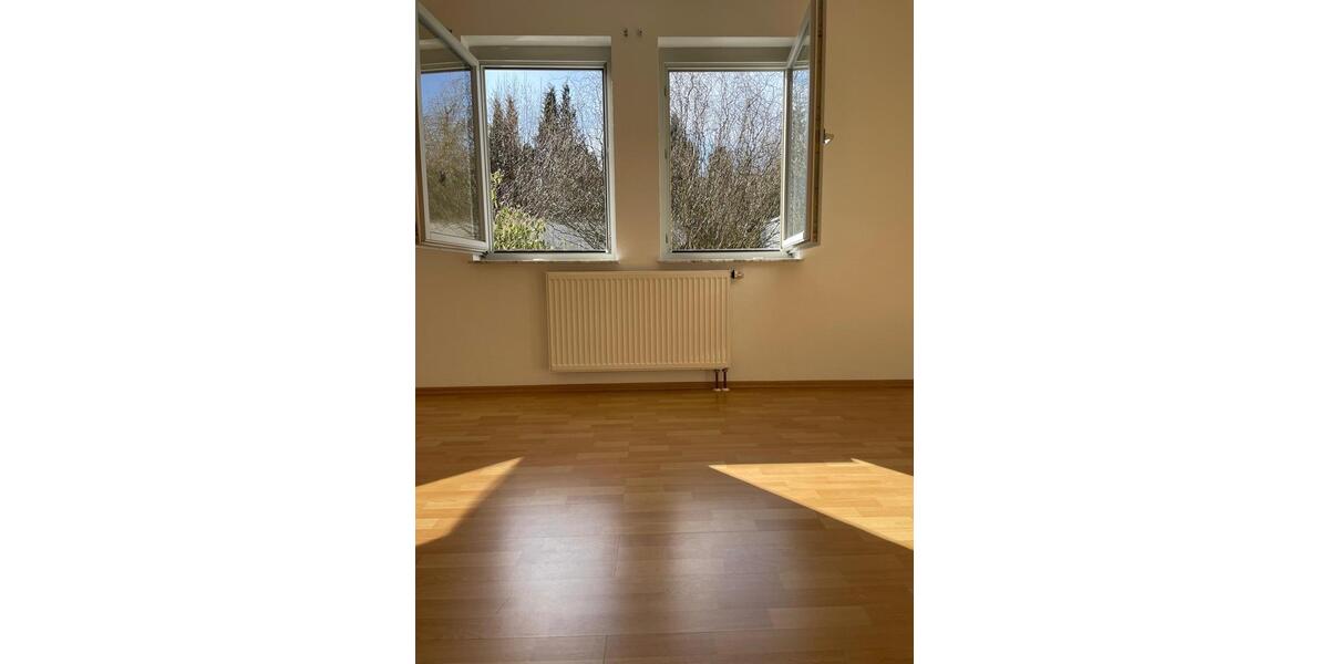 Einfamilienhaus Rottenburg am Neckar - 1.750&euro; | Angebot:25353132