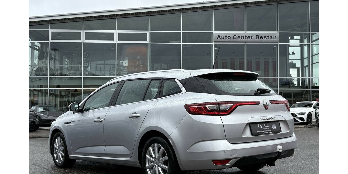 Renault Megane IV Grandtour Business Edition NAVI/PDC 18.665 km 16.900 &euro; Villingen-Schwenningen 78054